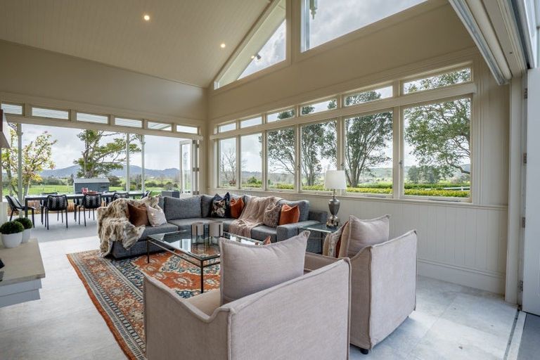 Photo of property in 316 Monument Road, Clevedon, Papakura, 2582