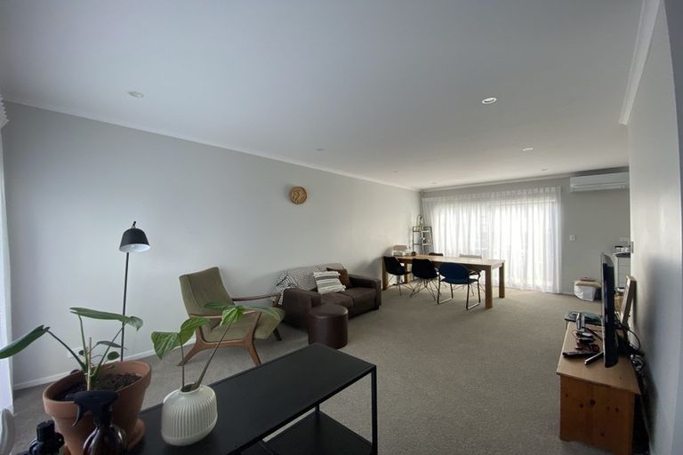 Photo of property in 4/38 Brigham Creek Road, Whenuapai, Auckland, 0618