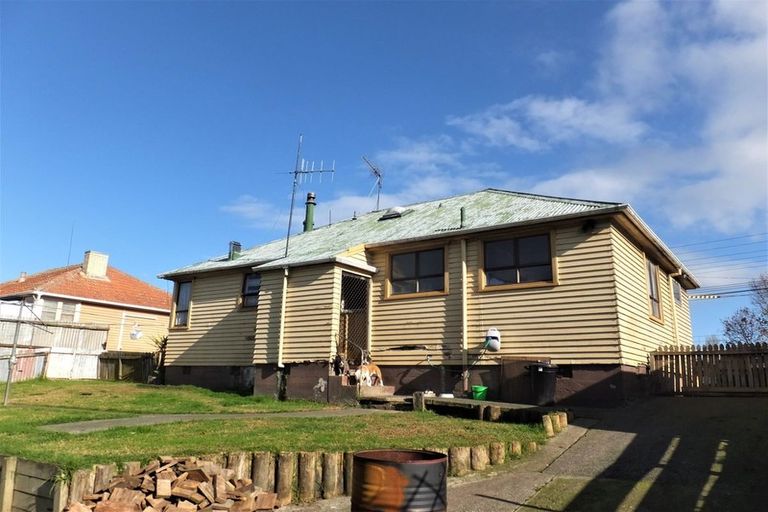Photo of property in 42 Harris Street, Huntly, 3700