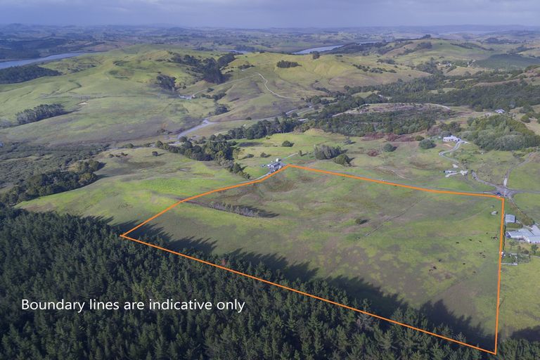 Photo of property in 127a Oruawharo Road, Topuni, Wellsford, 0975