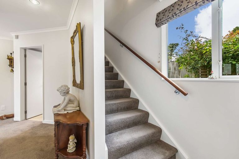 Photo of property in 53a Oxford Street, Tawa, Wellington, 5028