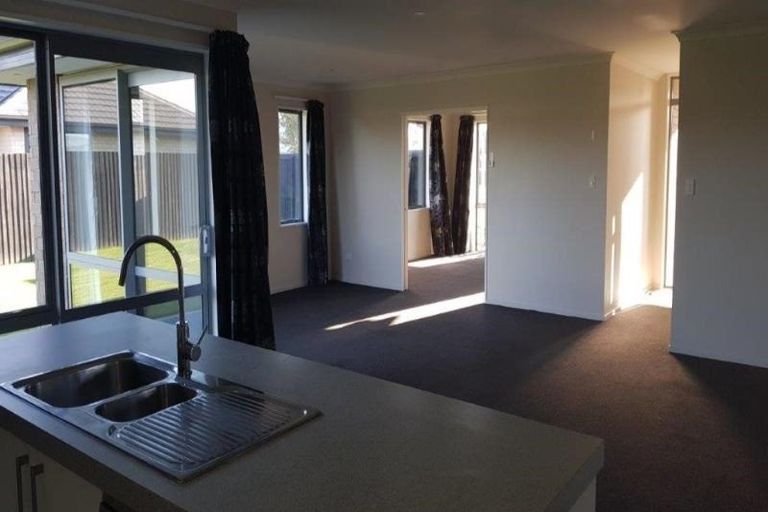 Photo of property in 52 Newman Road, Rolleston, 7614