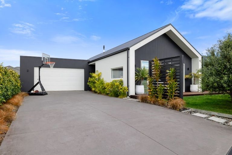 Photo of property in 409 Frankley Road, Ferndale, New Plymouth, 4310