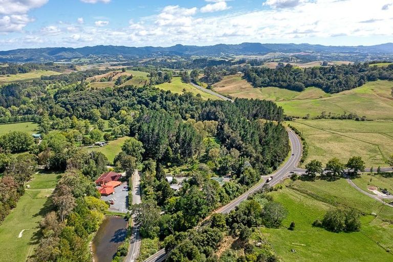 Photo of property in 8 Twin Stream Road, Warkworth, 0983