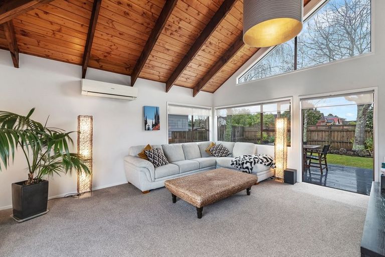 Photo of property in 188 Luckens Road, West Harbour, Auckland, 0618
