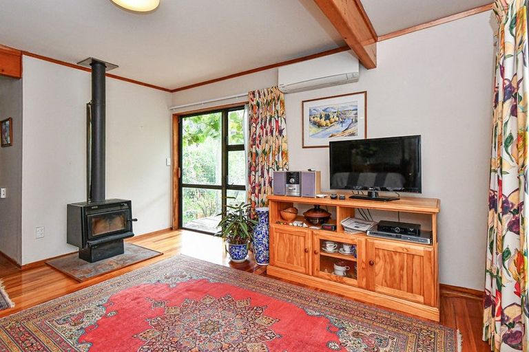 Photo of property in 12 Lemonwood Place, The Gardens, Auckland, 2105