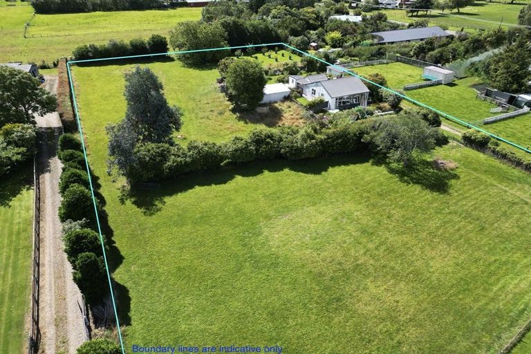 Photo of property in 104 Mill Road, Waimate, 7978