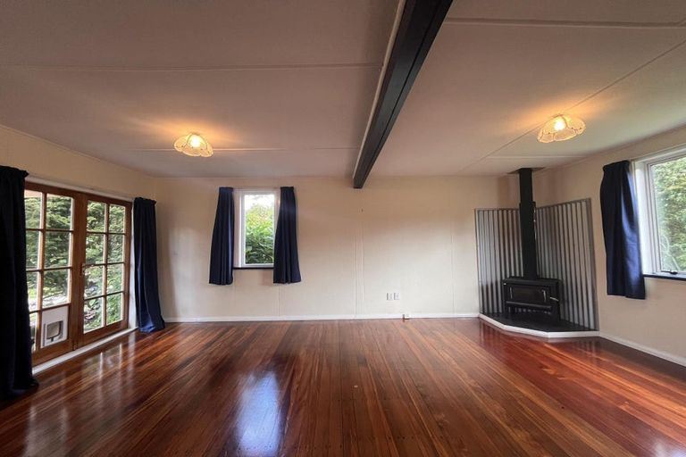 Photo of property in 933 Makomako Road, Pahiatua, 4983