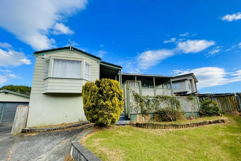 Photo of property in 72 Kaipatiki Road, Glenfield, Auckland, 0629