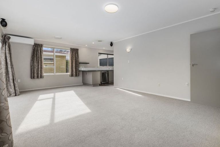 Photo of property in 4 Myrtle Lane, Raumati Beach, Paraparaumu, 5032