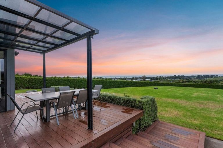 Photo of property in 1 Ekuarangi Place, Kaitake, New Plymouth, 4374