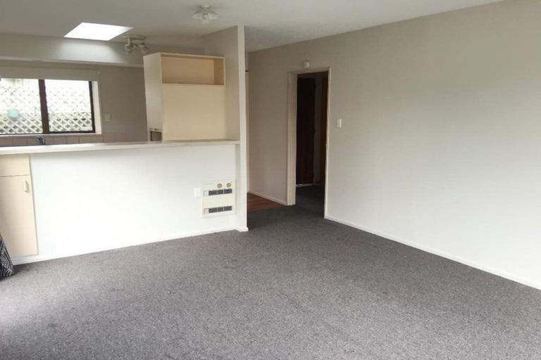 Photo of property in 33j Peverel Street, Riccarton, Christchurch, 8011