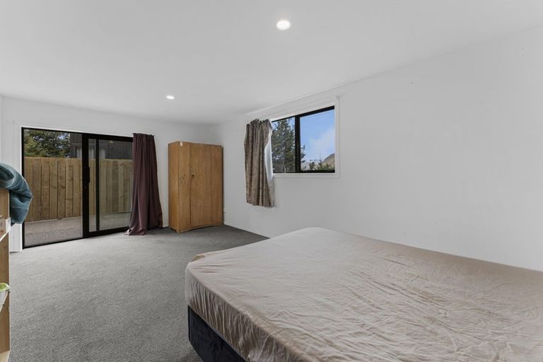 Photo of property in 40 Avalon Crescent, Fernhill, Queenstown, 9300