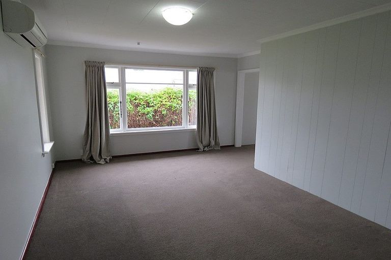Photo of property in 76 Maidstone Road, Ilam, Christchurch, 8041