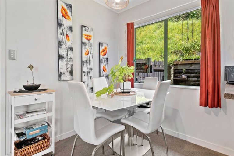 Photo of property in 13 James Cook Drive, Welcome Bay, Tauranga, 3112