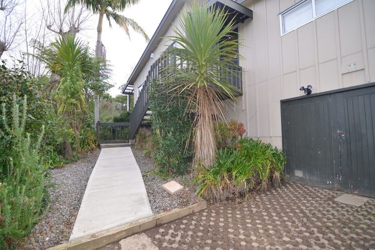 Photo of property in 9 John Gill Road, Cockle Bay, Auckland, 2014