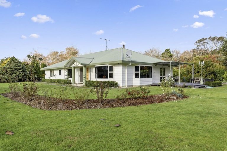 Photo of property in 47 Joblins Road, Levin, 5571