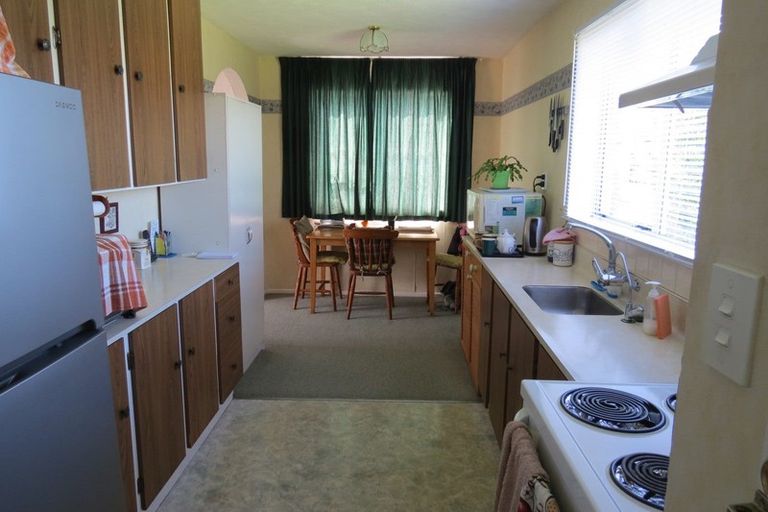 Photo of property in 22 John Street, Winton, 9720