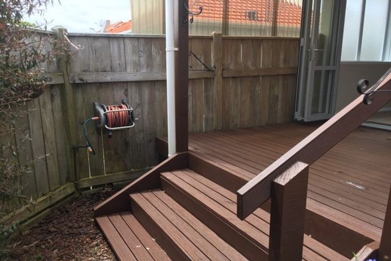 Photo of property in 5 Timandra Street, Welbourn, New Plymouth, 4312