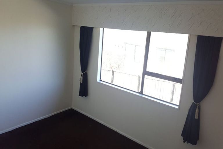 Photo of property in 2/59 Cypress Drive, Maungaraki, Lower Hutt, 5010