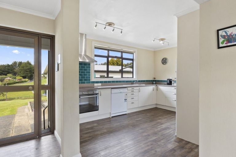 Photo of property in 43 Three Mile Hill Road, Halfway Bush, Dunedin, 9010