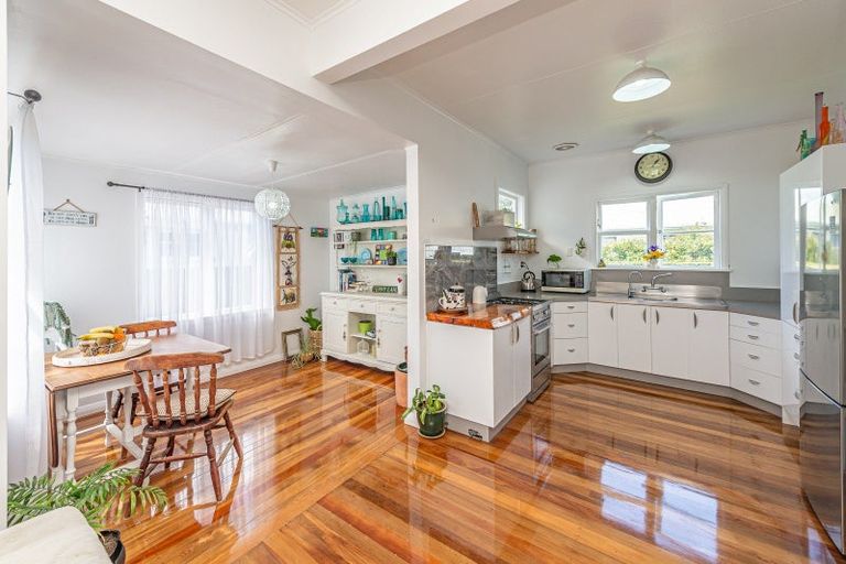 Photo of property in 2 Hodge Place, Aramoho, Whanganui, 4500