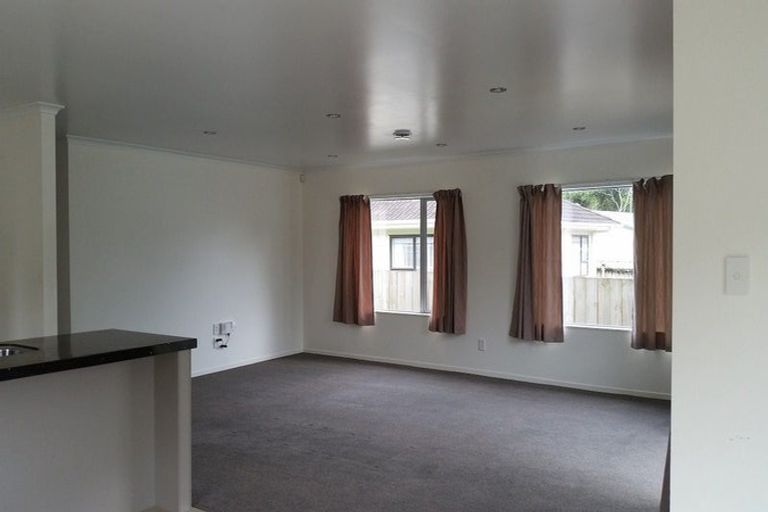 Photo of property in 75a Tabitha Crescent, Henderson, Auckland, 0612