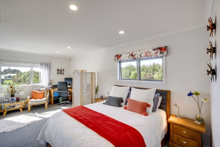 Photo of property in 73 Mcelwee Street, Jervoistown, Napier, 4112