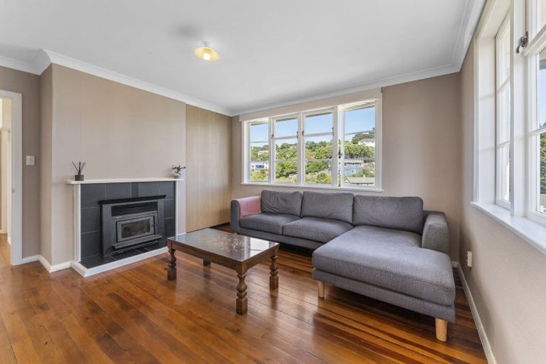 Photo of property in 19 Taupiri Crescent, Titahi Bay, Porirua, 5022