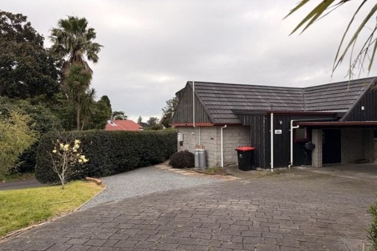 Photo of property in 10 Pamir Place, Welcome Bay, Tauranga, 3112