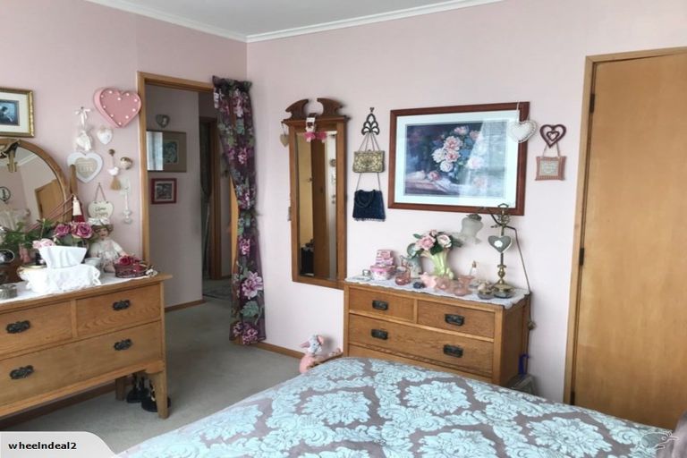 Photo of property in 1/4 George Street, Hospital Hill, Napier, 4110