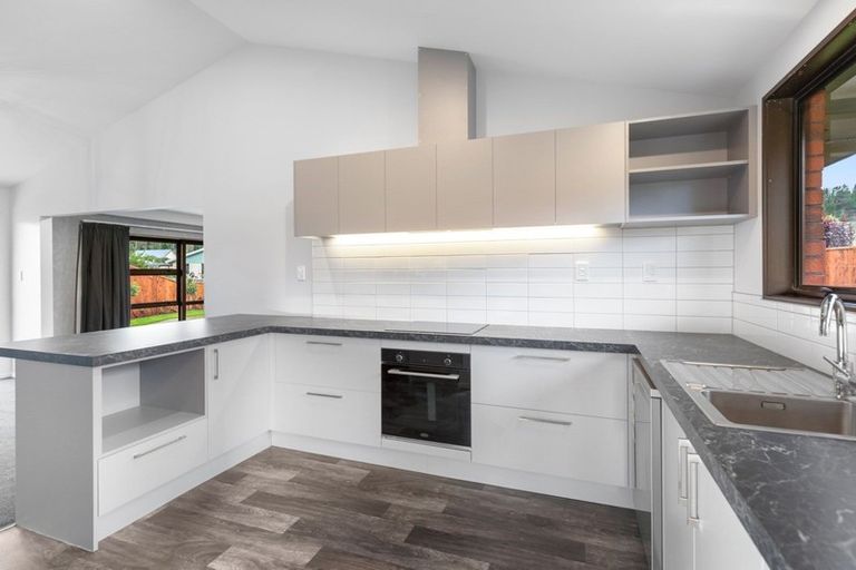 Photo of property in 18 Arnott Street, Alexandra, 9320