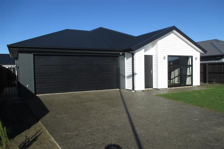 Photo of property in 8 Limbrick Crescent, Wigram, Christchurch, 8042