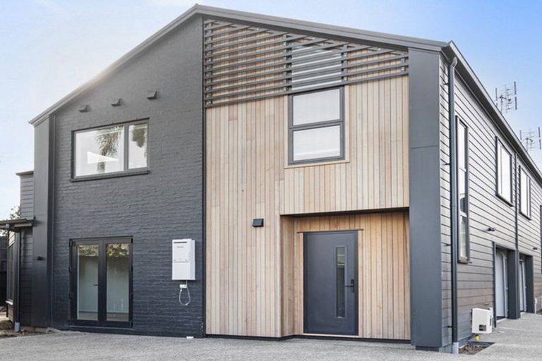 Photo of property in 4/201 Te Rapa Road, Hamilton