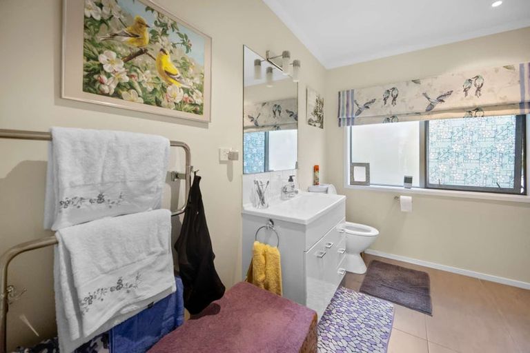 Photo of property in 3 Tararua Crescent, Carterton, 5713