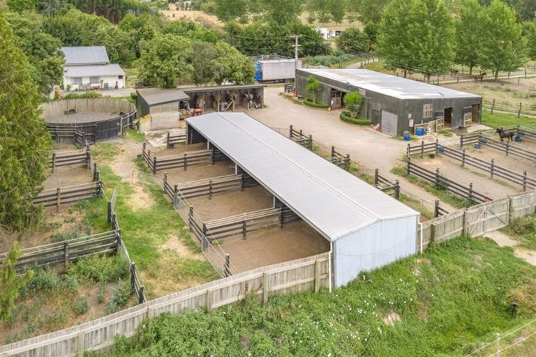 Photo of property in 2 Mcneil Street, Balclutha, 9230