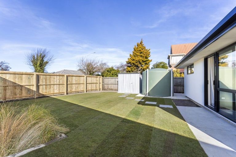Photo of property in 1/31 Clyde Road, Ilam, Christchurch, 8041