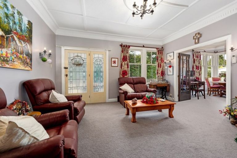 Photo of property in 29 Cambridge Terrace, Masterton, 5810