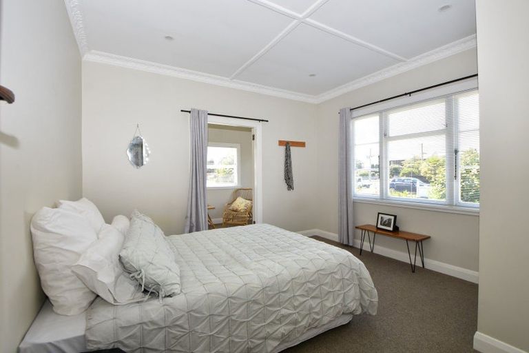 Photo of property in 105 Broadway, Carterton, 5713