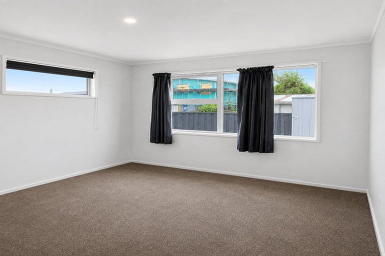 Photo of property in 3 Harrow Place, Manurewa, Auckland, 2102