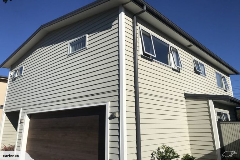 Photo of property in 4 Marina View, Paremata, Porirua, 5026