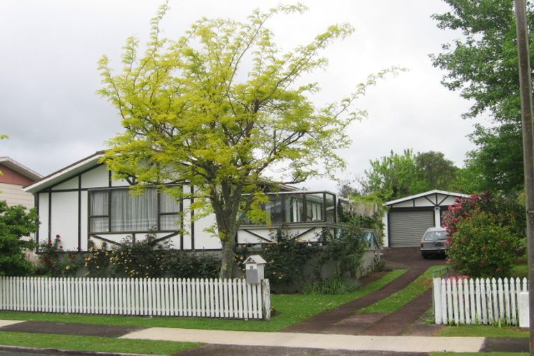 Photo of property in 10 Washington Square, Paeroa, 3600