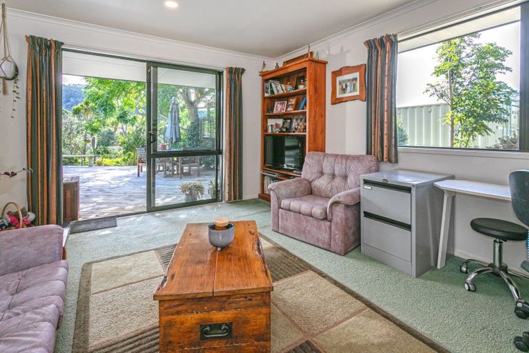 Photo of property in 6 Orchard Road, Hahei, Whitianga, 3591