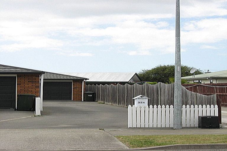 Photo of property in 35 Arthur Baker Place, Redwoodtown, Blenheim, 7201