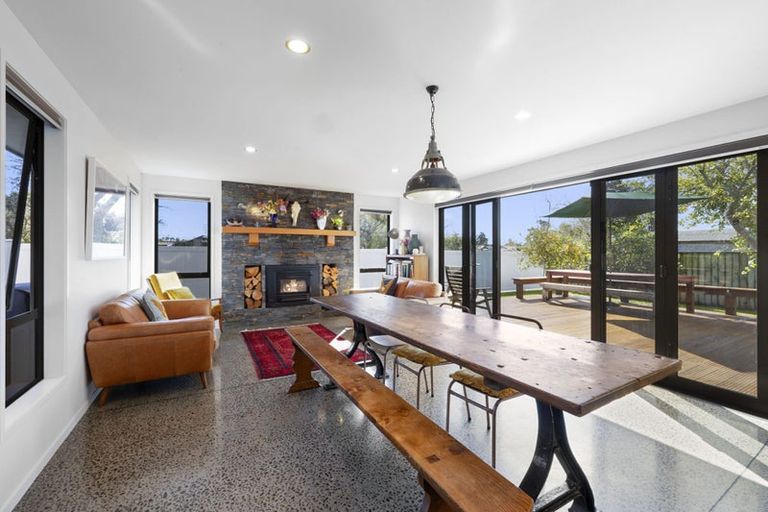 Photo of property in 533 Manutahi Road, Lepperton, New Plymouth, 4373