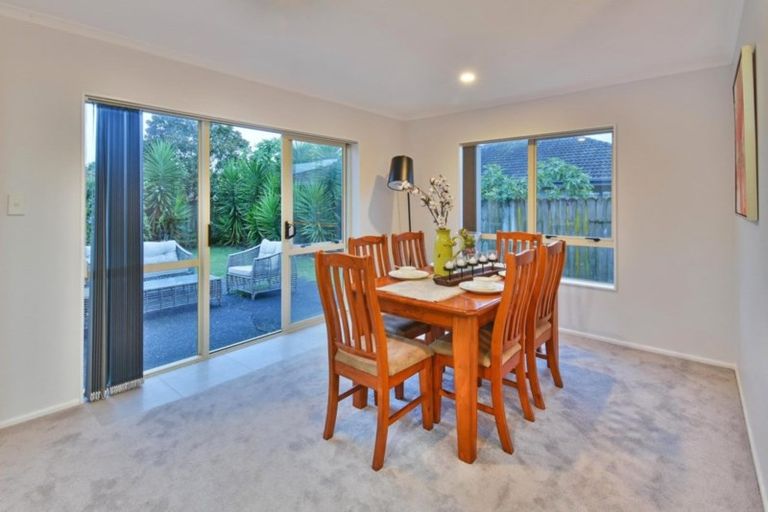 Photo of property in 14 Brosna Place, East Tamaki, Auckland, 2016