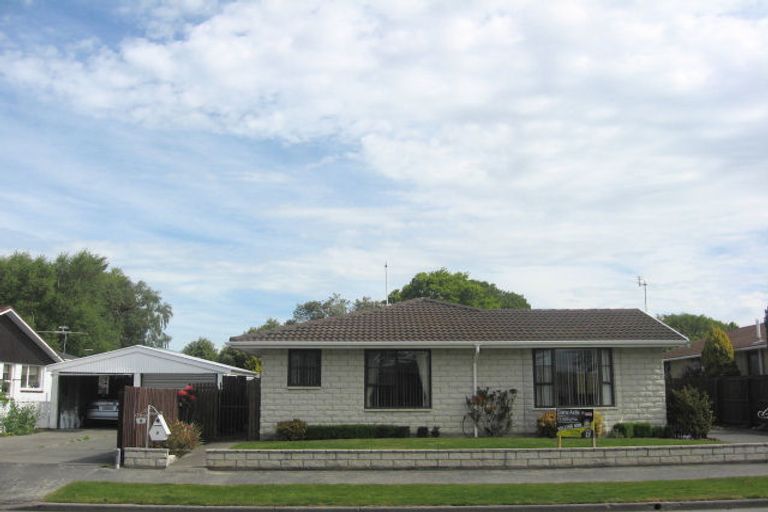 Photo of property in 2/3 Paprika Place, Bishopdale, Christchurch, 8053