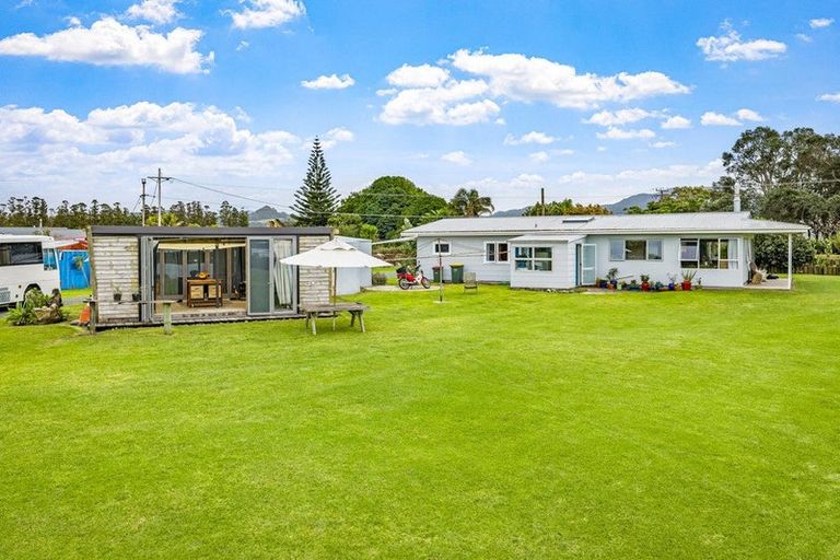 Photo of property in 328 Omaha Flats Road, Tawharanui Peninsula, Warkworth, 0986