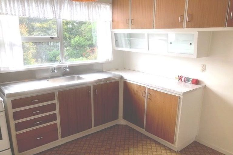 Photo of property in 3/67 Titirangi Road, New Lynn, Auckland, 0600