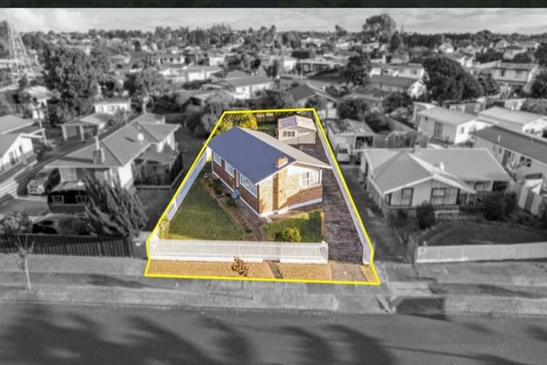 Photo of property in 14 Quennell Avenue, Favona, Auckland, 2024